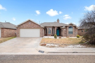 1313 Yorkshire Ave, Wolfforth, TX 79382