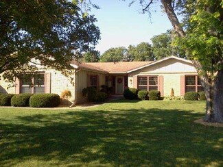 2633 Lynnville Ct, Lindenwood, IL 61049
