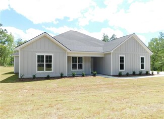 895 Lee Rd, Salem, AL 36874
