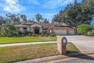 507 Surrey Ln, Lutz, FL 33549