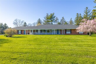 1220 Lake Rd, Webster, NY 14580