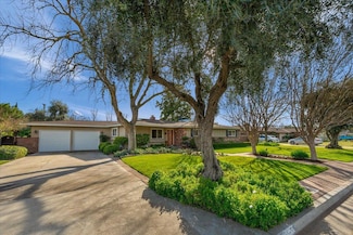 1495 W San Bruno Ave, Fresno, CA 93711
