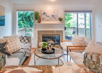301 W Raye St Unit B105, Seattle, WA 98119