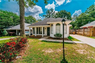957 Wesley Ave, Mobile, AL 36609