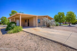7001 S Christopher Place, Tucson, AZ 85746