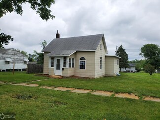 304 N Center St, Toledo, IA 52342