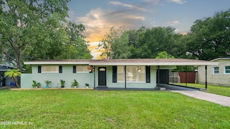 2137 La Valle Dr, Jacksonville, FL 32210