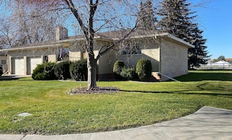 2065 Highland Dr, Blackfoot, ID 83221