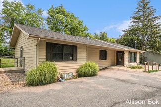 4205 Westchester Dr SE, Grand Rapids, MI 49546