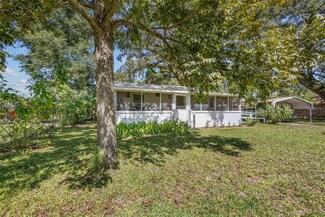 601 NW 5th Ave, Trenton, FL 32693