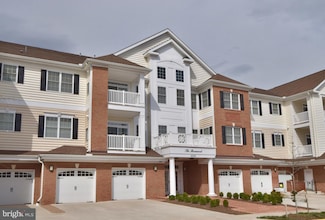 15130 Heather Mill Ln Unit 102, Haymarket, VA 20169