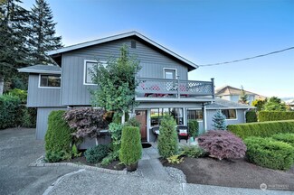 8331 E State Route 106 Unit A, Union, WA 98592