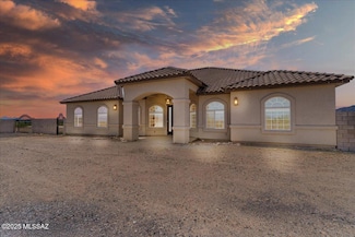 639 E Bowler Ln, Safford, AZ 85546