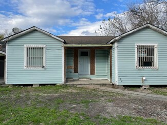 3806 Kennon St, Houston, TX 77009