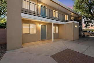 502 Utah St NE, Albuquerque, NM 87108