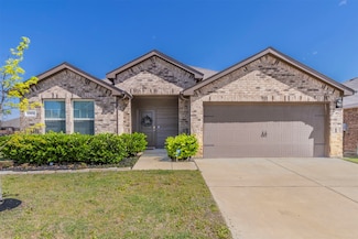 1901 Duskwood Dr, Lancaster, TX 75146