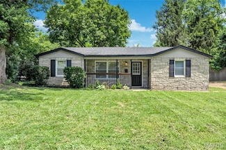 2313 Meadow Dr, Belleville, IL 62226