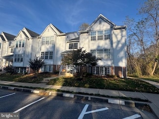 90 Whips Ln, Nottingham, MD 21236