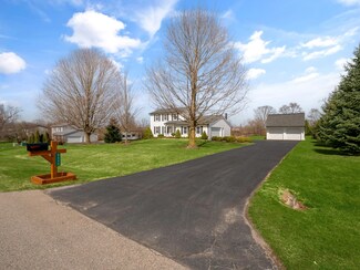9424 Horseshoe Bend, Dexter, MI 48130