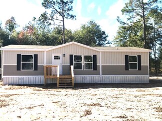 134 Rodman Rd, Jesup, GA 31545