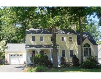 21 Pioneer Ln, Auburn, MA 01501
