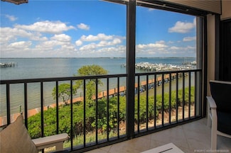 4680 NE Sandpebble Trace Unit 3-304, Stuart, FL 34996