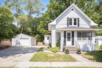 126 Warrant St, Plainwell, MI 49080