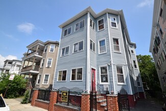 11 Hansborough St, Dorchester Center, MA 02124