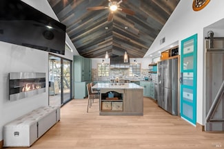 914 Cape Cod Ct, Napa, CA 94558