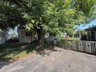 18694 Eisenhower Rd, Morley, MI 49336