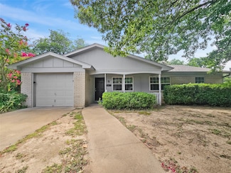 4009 Westerly Rd, Benbrook, TX 76116
