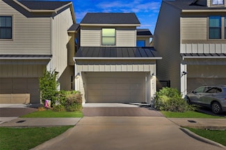 1612 Northwood St, Houston, TX 77009