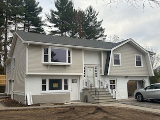 49 Benton Cir Unit 1, Reading, MA 01867