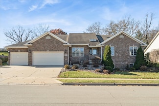 2897 Thornwood Ct, Dubuque, IA 52003