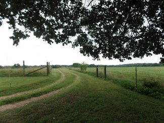 53879 S 690 Rd, Colcord, OK 74338