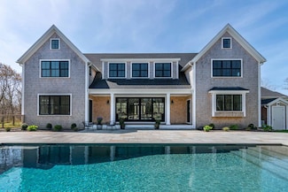 69 Division Rd, Edgartown, MA 02539