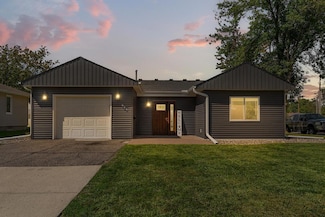 618 4th St NE, Montgomery, MN 56069