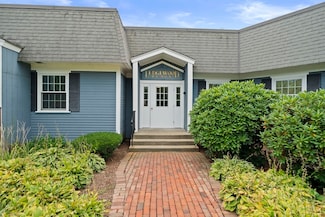 85 Whitman St Unit 204, East Weymouth, MA 02189
