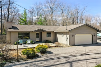 134 Heritage Way, Roscommon, MI 48653
