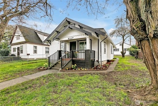 4117 S M St, Tacoma, WA 98418