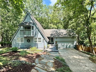 7608 Zermatt Ln, Charlotte, NC 28226