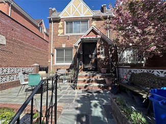 5307 65th Place, Maspeth, NY 11378