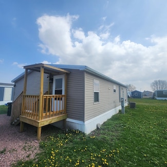 118 Gregg Rd, Yankton, SD 57078