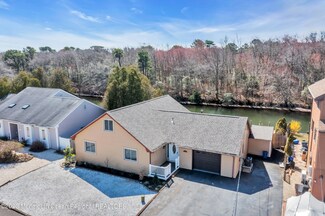 1125 Skiff Way Dr, Forked River, NJ 08731