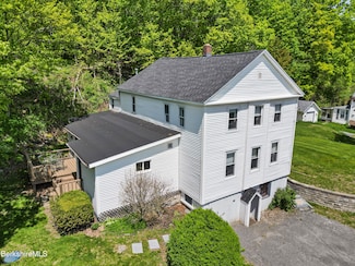 203 Main St, Hancock, MA 01237