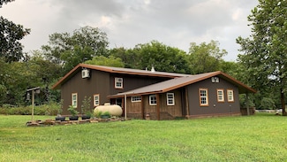200 NE 90th Ln, Lamar, MO 64759
