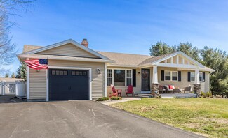 465 Cutts Ave, Portsmouth, NH 03801