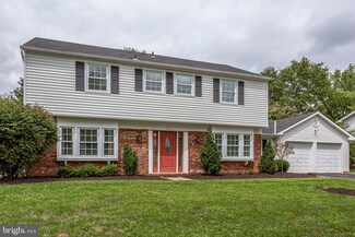 4202 Minstrell Ln, Fairfax, VA 22033