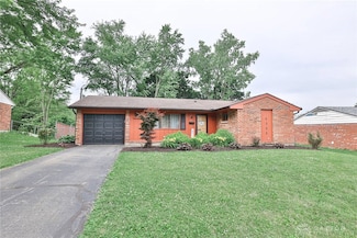1322 Yorktown Dr, Troy, OH 45373