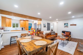 25402 Lodge Rd, Idyllwild-Pine Cove, CA 92549